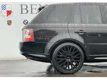 Range Rover 3.0 TD V6 HSE SUV 5dr Diesel Automatic (243 g/km, 242 bhp)