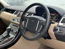 Range Rover 3.0 TD V6 HSE SUV 5dr Diesel Automatic (243 g/km, 242 bhp)