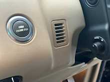 Range Rover 3.0 TD V6 HSE SUV 5dr Diesel Automatic (243 g/km, 242 bhp)