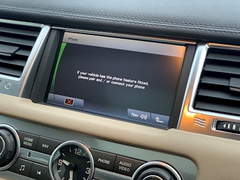 Range Rover 3.0 TD V6 HSE SUV 5dr Diesel Automatic (243 g/km, 242 bhp)