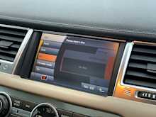 Range Rover 3.0 TD V6 HSE SUV 5dr Diesel Automatic (243 g/km, 242 bhp)