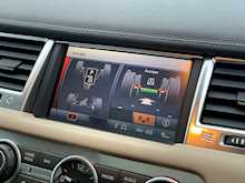 Range Rover 3.0 TD V6 HSE SUV 5dr Diesel Automatic (243 g/km, 242 bhp)