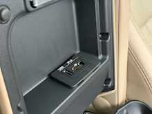 Range Rover 3.0 TD V6 HSE SUV 5dr Diesel Automatic (243 g/km, 242 bhp)