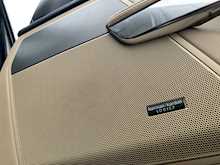 Range Rover 3.0 TD V6 HSE SUV 5dr Diesel Automatic (243 g/km, 242 bhp)