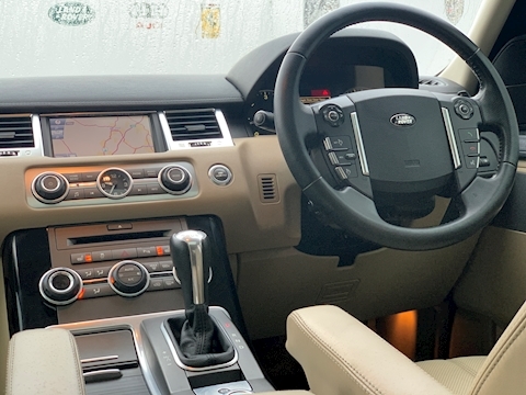 Range Rover 3.0 TD V6 HSE SUV 5dr Diesel Automatic (243 g/km, 242 bhp)