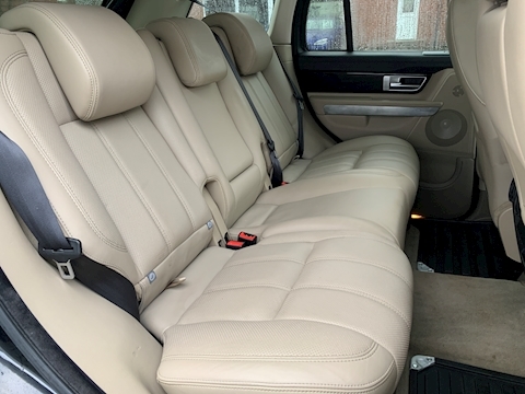 Range Rover 3.0 TD V6 HSE SUV 5dr Diesel Automatic (243 g/km, 242 bhp)