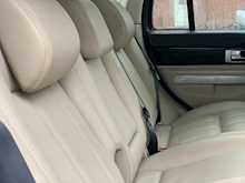 Range Rover 3.0 TD V6 HSE SUV 5dr Diesel Automatic (243 g/km, 242 bhp)