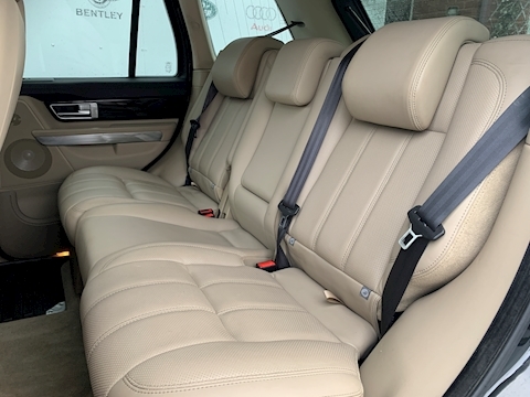 Range Rover 3.0 TD V6 HSE SUV 5dr Diesel Automatic (243 g/km, 242 bhp)