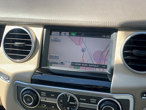 3.0 SD V6 HSE Luxury SUV 5dr Diesel Automatic (s/s) (203 g/km, 255 bhp)