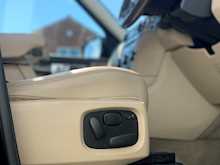 Land Rover Discovery 4 3.0 SD V6 HSE Luxury (s/s) 5dr