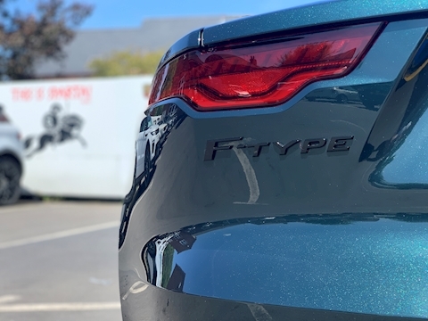 5.0 V8 R-Dynamic Convertible 2dr Petrol Auto AWD (s/s) (450 ps)