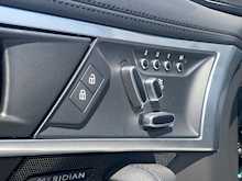 Jaguar F-Type 5.0 V8 R-Dynamic Convertible 2dr Petrol Auto AWD (s/s) (450 ps)