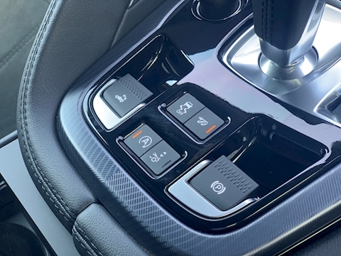 5.0 V8 R-Dynamic Convertible 2dr Petrol Auto AWD (s/s) (450 ps)