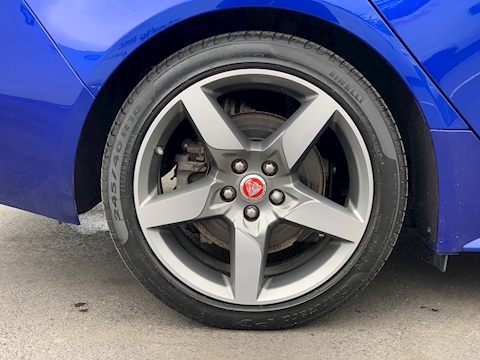 2.0d R-Sport Saloon 4dr Diesel Auto (s/s) (180 ps)