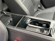 Jaguar XE - 2.0d R-Sport Saloon 4dr Diesel Auto (s/s) (180 ps)