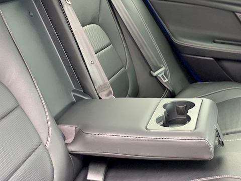 2.0d R-Sport Saloon 4dr Diesel Auto (s/s) (180 ps)