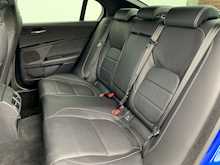 Jaguar XE - 2.0d R-Sport Saloon 4dr Diesel Auto (s/s) (180 ps)