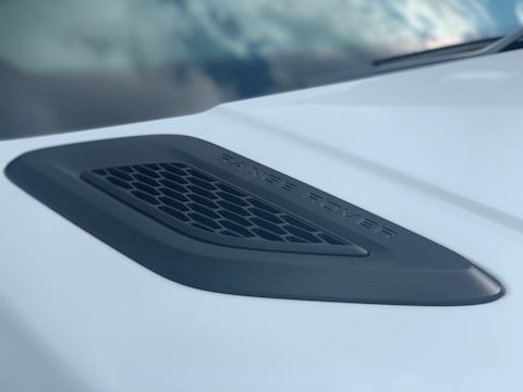 3.0 SD V6 Autobiography Dynamic SUV 5dr Diesel Automatic 4X4 (s/s) (185 g/km, 306 bhp)