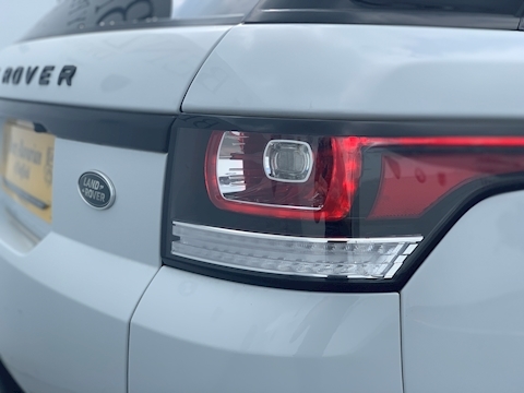 3.0 SD V6 Autobiography Dynamic SUV 5dr Diesel Automatic 4X4 (s/s) (185 g/km, 306 bhp)