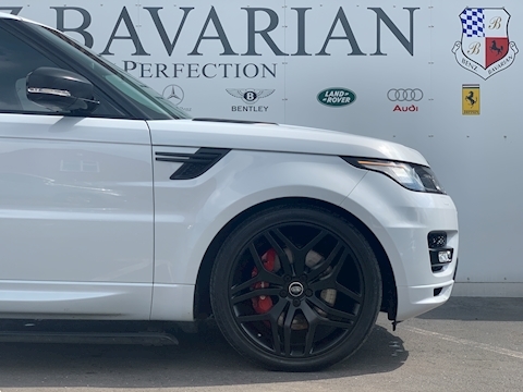 3.0 SD V6 Autobiography Dynamic SUV 5dr Diesel Automatic 4X4 (s/s) (185 g/km, 306 bhp)