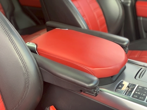 3.0 SD V6 Autobiography Dynamic SUV 5dr Diesel Automatic 4X4 (s/s) (185 g/km, 306 bhp)