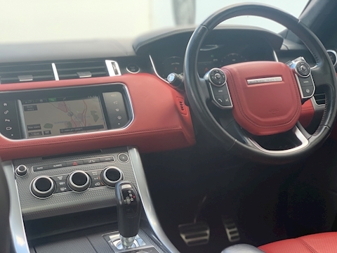 3.0 SD V6 Autobiography Dynamic SUV 5dr Diesel Automatic 4X4 (s/s) (185 g/km, 306 bhp)