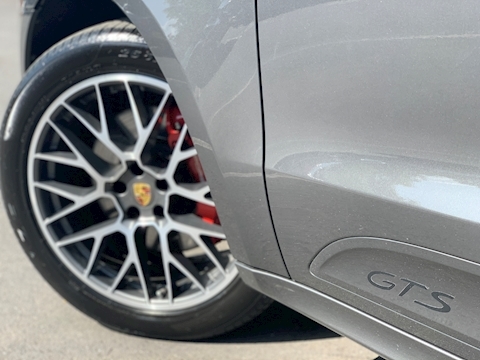 3.0T V6 GTS SUV 5dr Petrol PDK 4WD (s/s) (360 ps)