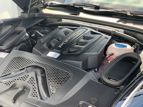 3.0T V6 GTS SUV 5dr Petrol PDK 4WD (s/s) (360 ps)