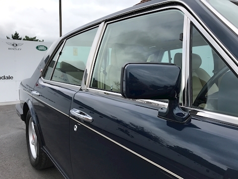 Bentley Turbo R 6.8 LWB Saloon 4dr Petrol Automatic (458 g/km, 0 bhp)