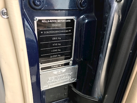 Bentley Turbo R 6.8 LWB Saloon 4dr Petrol Automatic (458 g/km, 0 bhp)