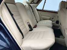 Bentley Turbo R 6.8 LWB Saloon 4dr Petrol Automatic (458 g/km, 0 bhp)