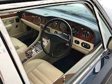 Bentley Turbo R 6.8 LWB Saloon 4dr Petrol Automatic (458 g/km, 0 bhp)