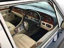 Bentley Turbo R 6.8 LWB Saloon 4dr Petrol Automatic (458 g/km, 0 bhp)