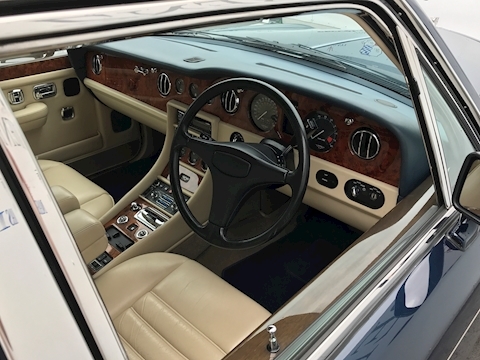 Bentley Turbo R 6.8 LWB Saloon 4dr Petrol Automatic (458 g/km, 0 bhp)