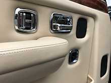 Bentley Turbo R 6.8 LWB Saloon 4dr Petrol Automatic (458 g/km, 0 bhp)