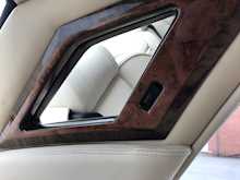 Bentley Turbo R 6.8 LWB Saloon 4dr Petrol Automatic (458 g/km, 0 bhp)