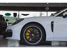 Porsche Panamera 4.0 V8 E-Hybrid 14kWh Turbo S Sport Turismo 5dr Petrol Plug-in Hybrid PDK 4WD (s/s) (680 ps)