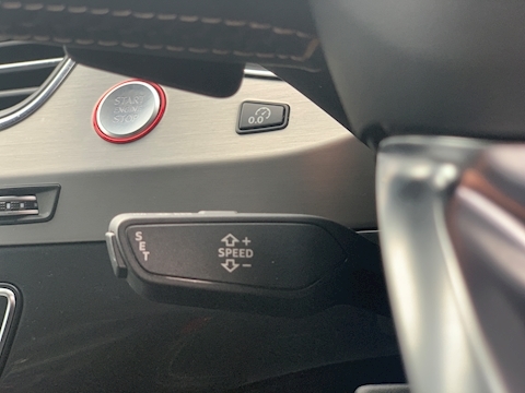 SQ7 4.0 TDI V8 SUV 5dr Diesel Tiptronic quattro (s/s) (435 ps)