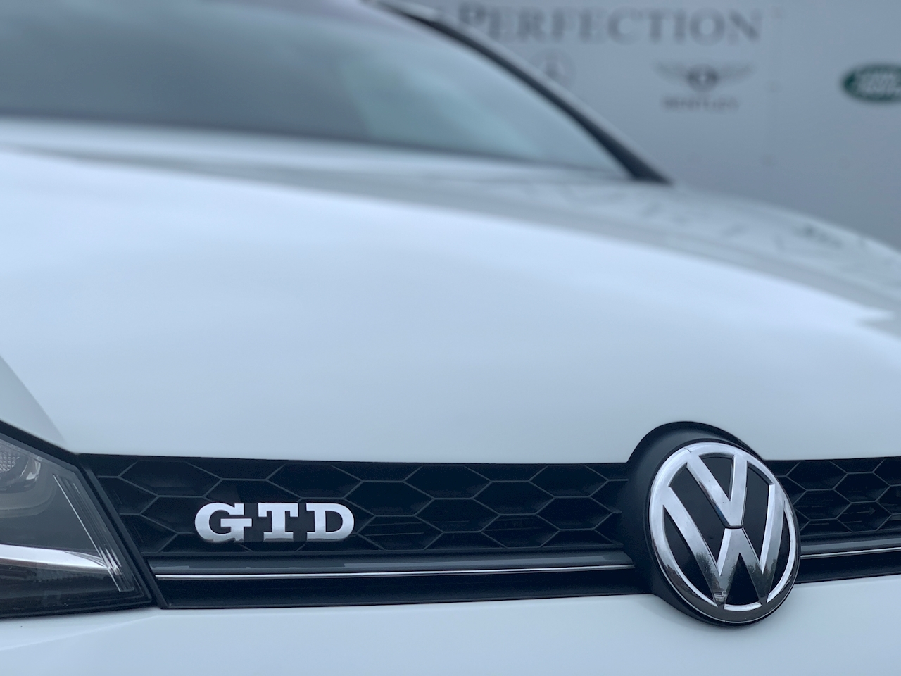 VW Golf 2.0 TDI BlueMotion Tech GTD Hatchback 3dr Diesel DSG (119 g/km, 181 bhp)