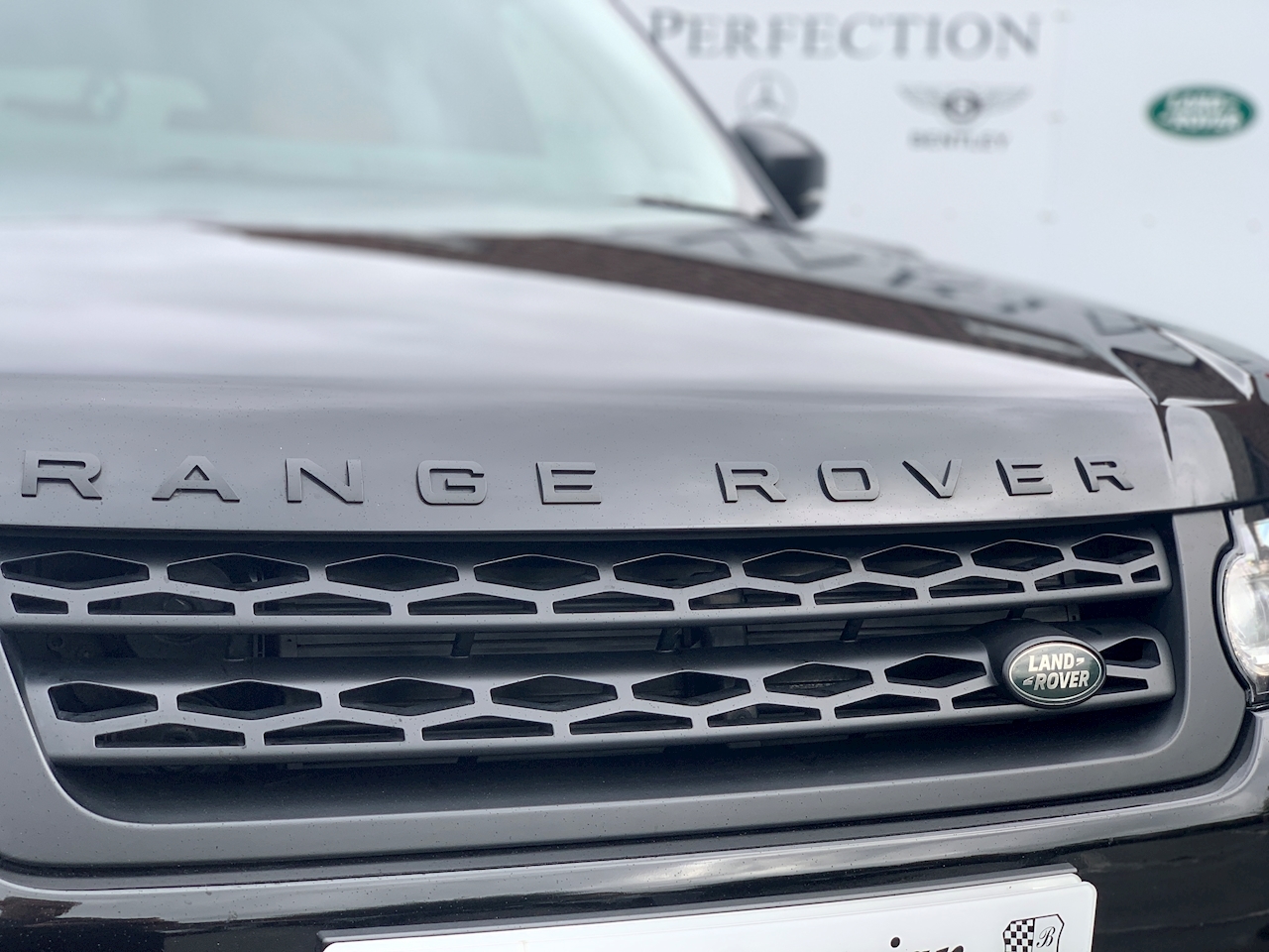 Range Rover Sport 4.4 SD V8 Autobiography Dynamic SUV 5dr Diesel Auto 4WD (s/s) (219 g/km, 339 bhp)