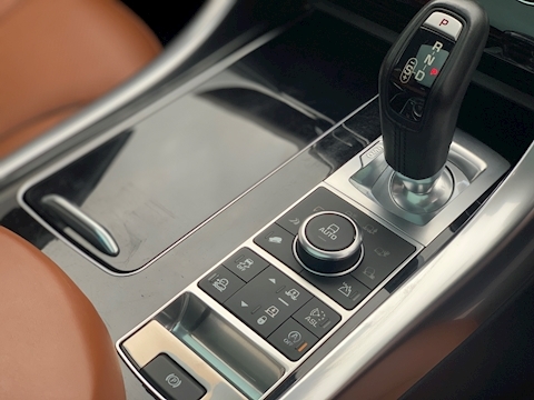 Range Rover Sport 4.4 SD V8 Autobiography Dynamic SUV 5dr Diesel Auto 4WD (s/s) (219 g/km, 339 bhp)