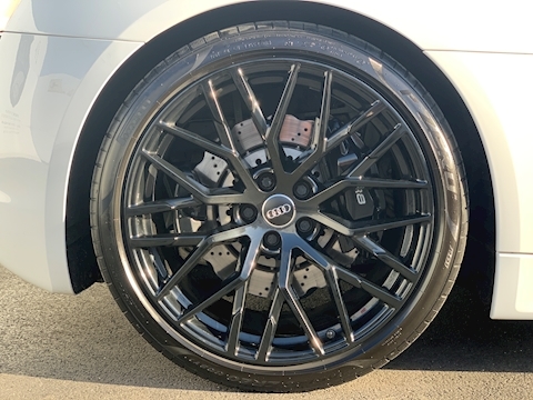 R8 5.2 FSI V10 Spyder 2dr Petrol S Tronic quattro (s/s) (540 ps)