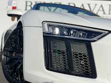 AUDI R8 5.2 FSI V10 Spyder 2dr Petrol S Tronic quattro (s/s) (540 ps)