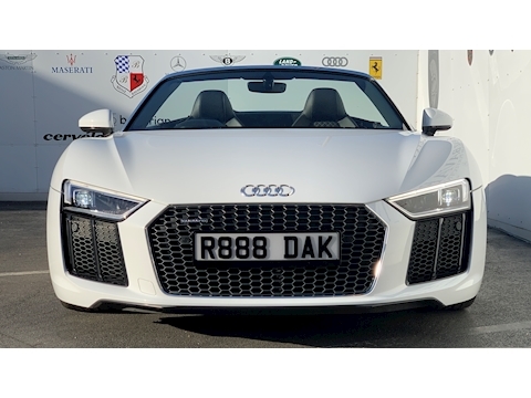 R8 5.2 FSI V10 Spyder 2dr Petrol S Tronic quattro (s/s) (540 ps)