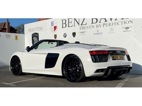 R8 5.2 FSI V10 Spyder 2dr Petrol S Tronic quattro (s/s) (540 ps)