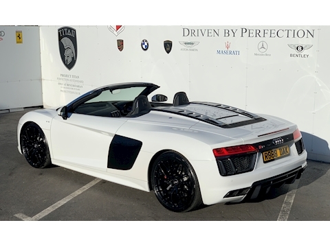 R8 5.2 FSI V10 Spyder 2dr Petrol S Tronic quattro (s/s) (540 ps)