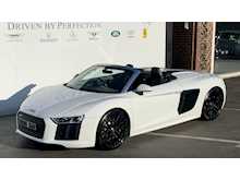 AUDI R8 5.2 FSI V10 Spyder 2dr Petrol S Tronic quattro (s/s) (540 ps)