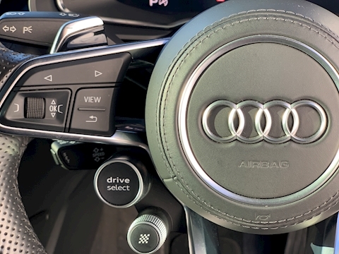 R8 5.2 FSI V10 Spyder 2dr Petrol S Tronic quattro (s/s) (540 ps)