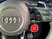 AUDI R8 5.2 FSI V10 Spyder 2dr Petrol S Tronic quattro (s/s) (540 ps)