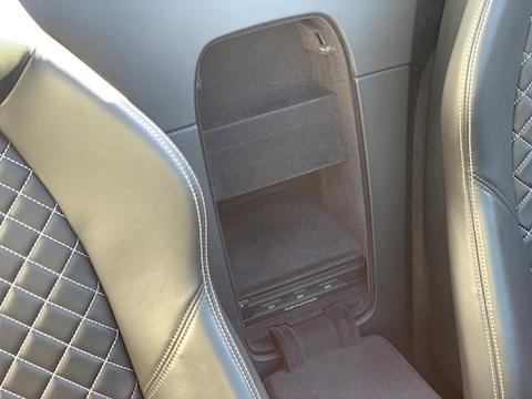 R8 5.2 FSI V10 Spyder 2dr Petrol S Tronic quattro (s/s) (540 ps)